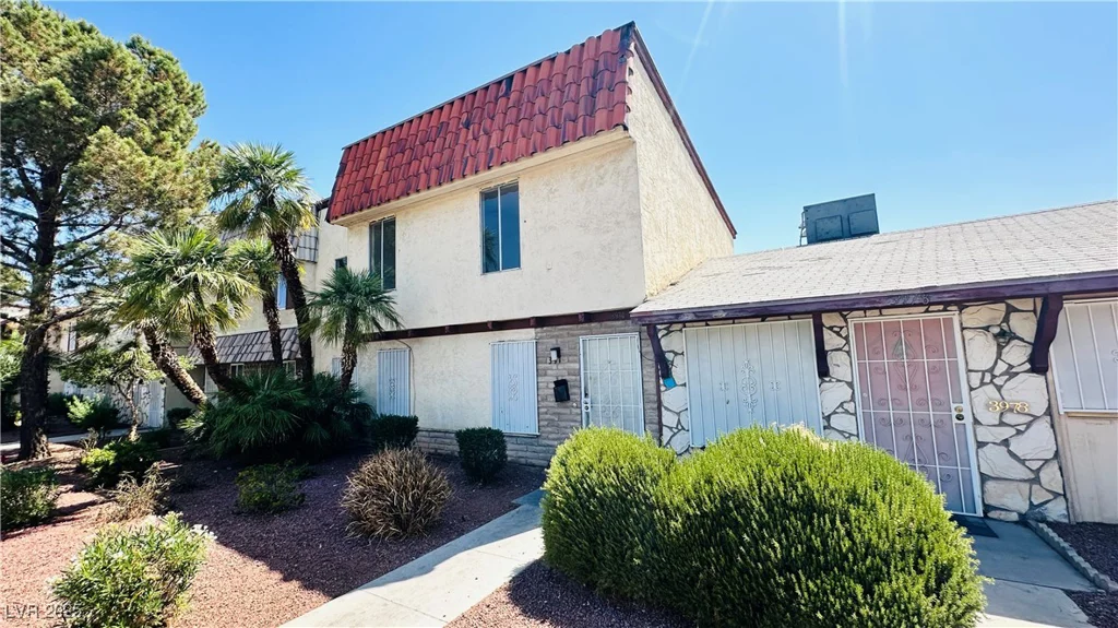 3974 Palos Verdes, Las Vegas, NV 89119