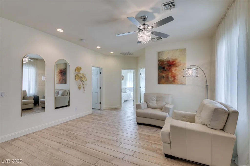 8221 Bay Dunes, Las Vegas, NV 89131