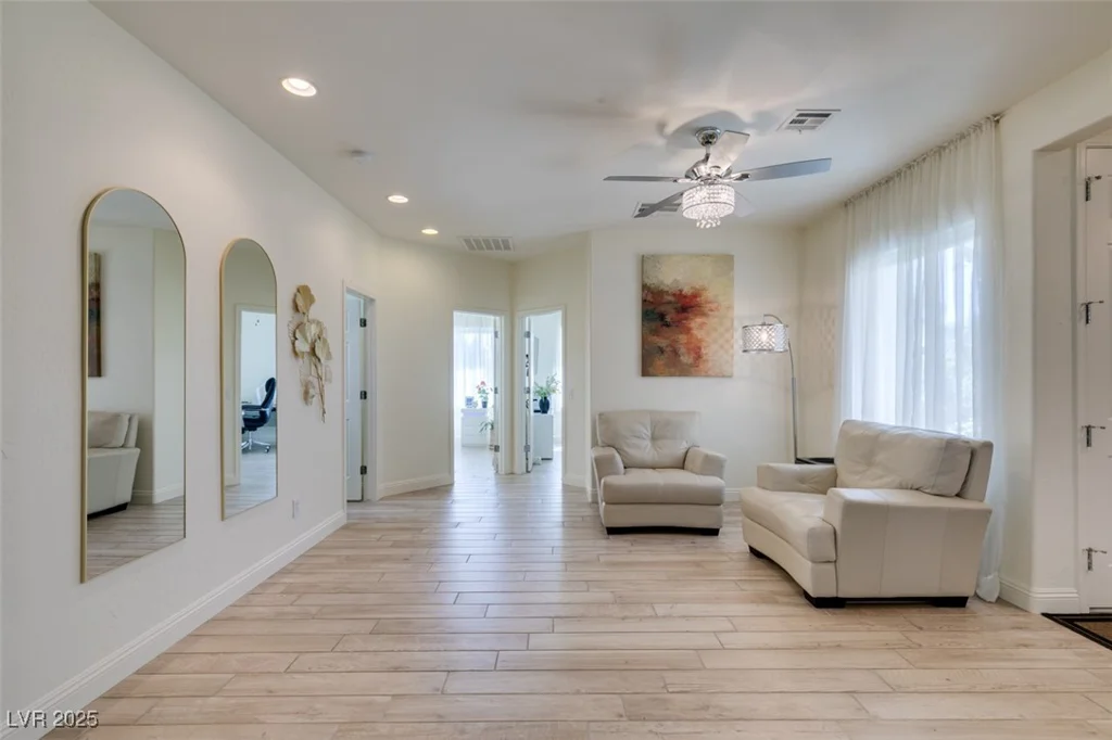 8221 Bay Dunes, Las Vegas, NV 89131