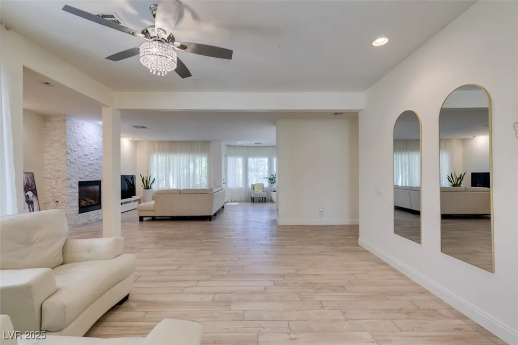 8221 Bay Dunes, Las Vegas, NV 89131
