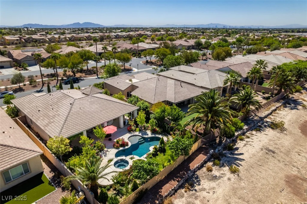 8221 Bay Dunes, Las Vegas, NV 89131