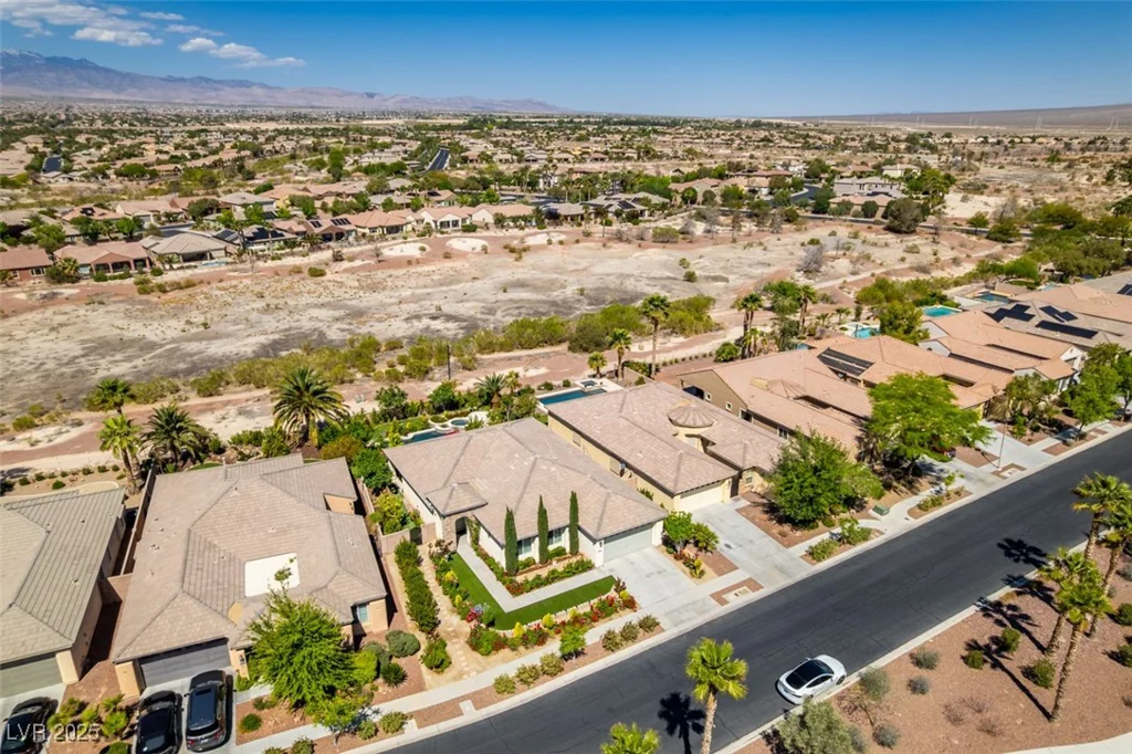 8221 Bay Dunes, Las Vegas, NV 89131
