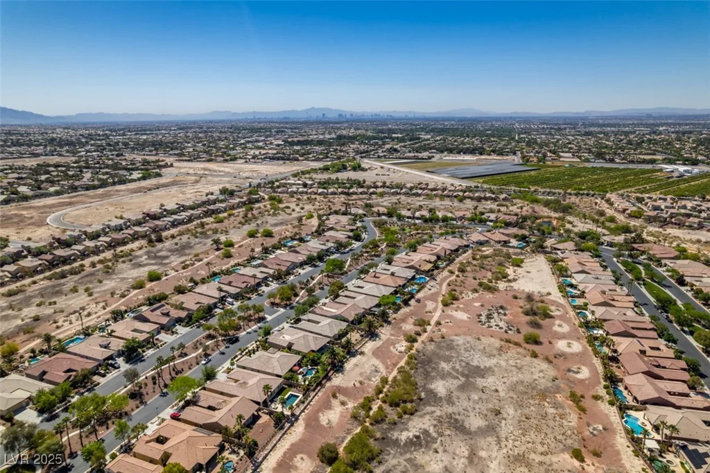 8221 Bay Dunes, Las Vegas, NV 89131