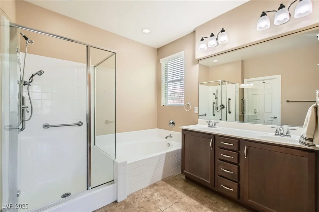 10121 Iron Wood Peak, Las Vegas, NV 89166