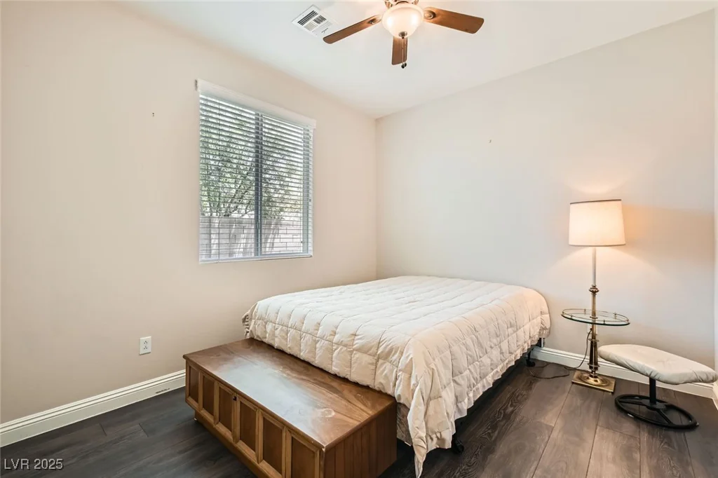 10121 Iron Wood Peak, Las Vegas, NV 89166