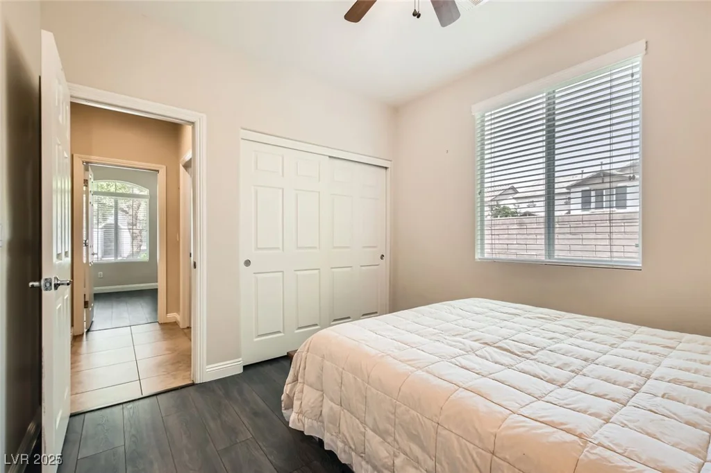 10121 Iron Wood Peak, Las Vegas, NV 89166