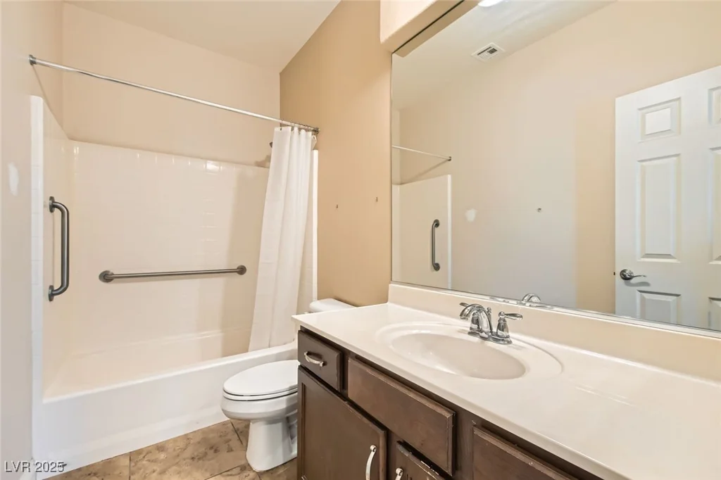 10121 Iron Wood Peak, Las Vegas, NV 89166