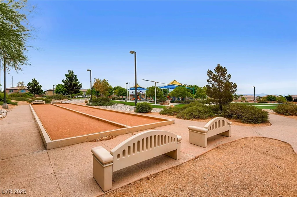 10121 Iron Wood Peak, Las Vegas, NV 89166