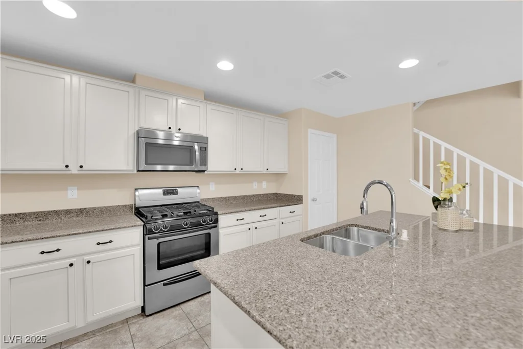 3064 Bicentennial, Henderson, NV 89044