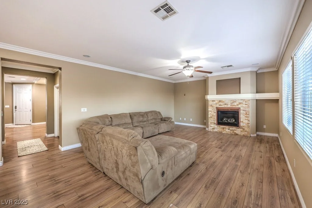 5480 Oatfield, North Las Vegas, NV 89081