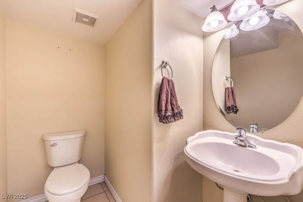 5480 Oatfield, North Las Vegas, NV 89081