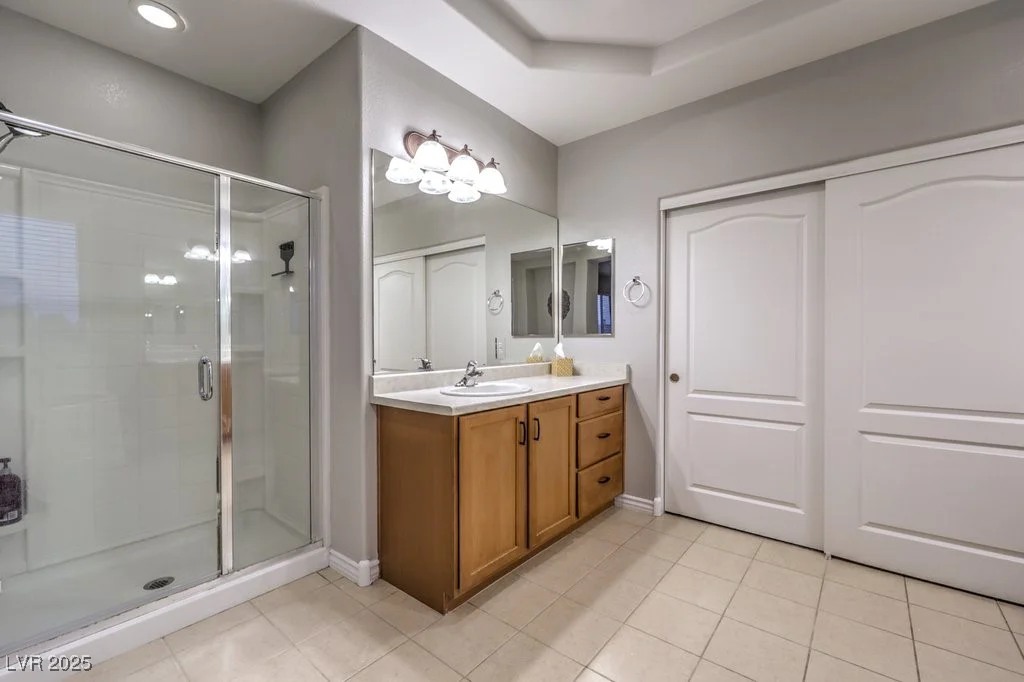 5480 Oatfield, North Las Vegas, NV 89081