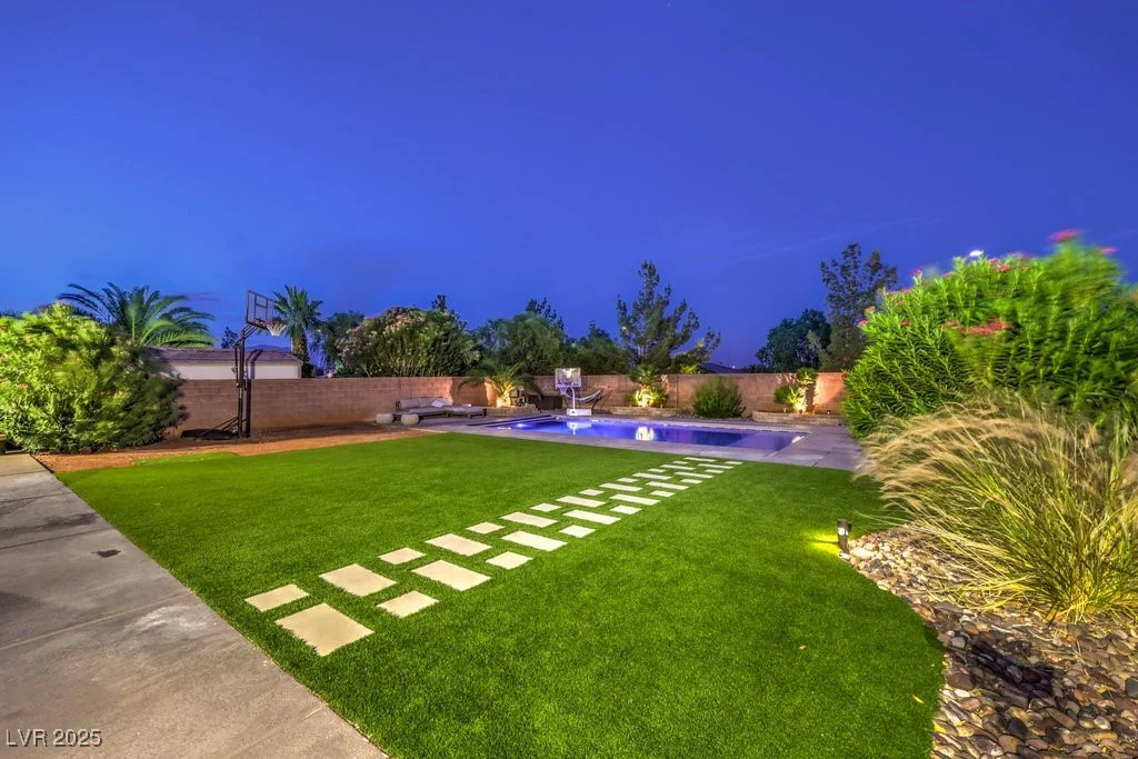 5480 Oatfield, North Las Vegas, NV 89081