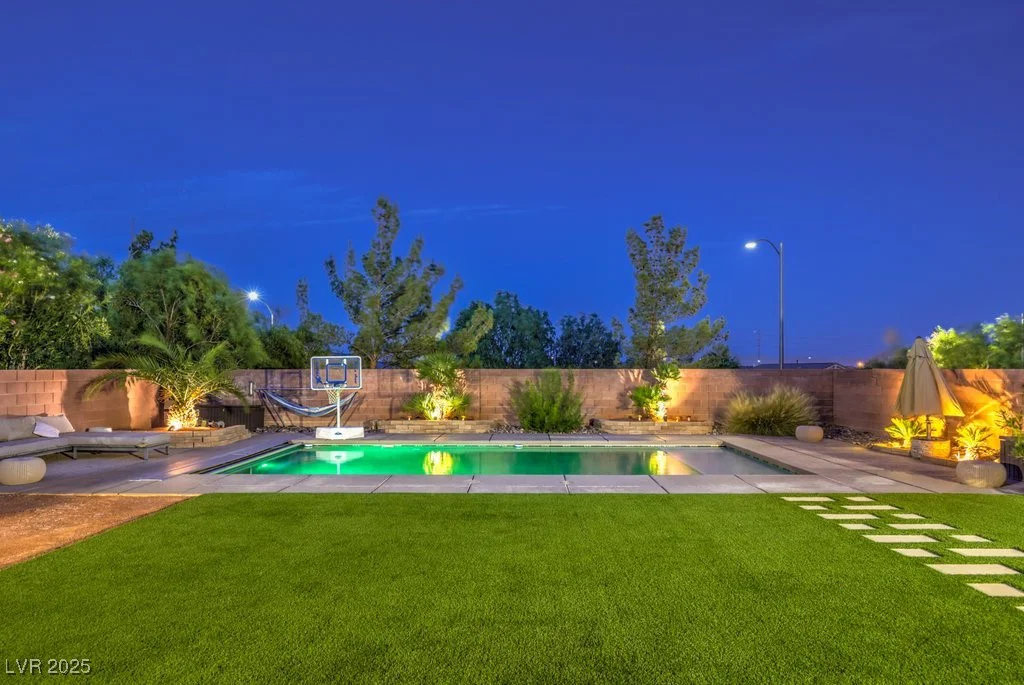 5480 Oatfield, North Las Vegas, NV 89081