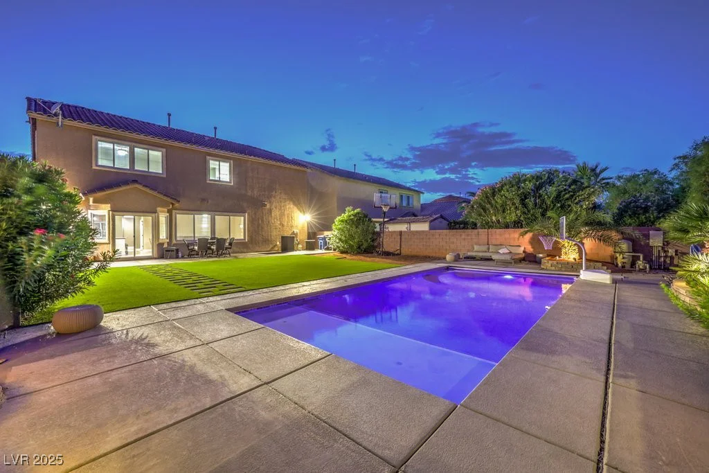 5480 Oatfield, North Las Vegas, NV 89081
