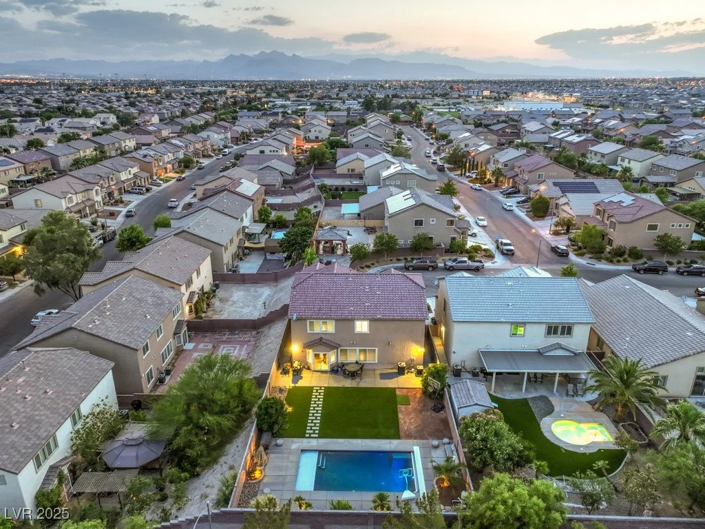 5480 Oatfield, North Las Vegas, NV 89081