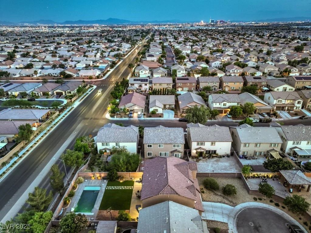 5480 Oatfield, North Las Vegas, NV 89081