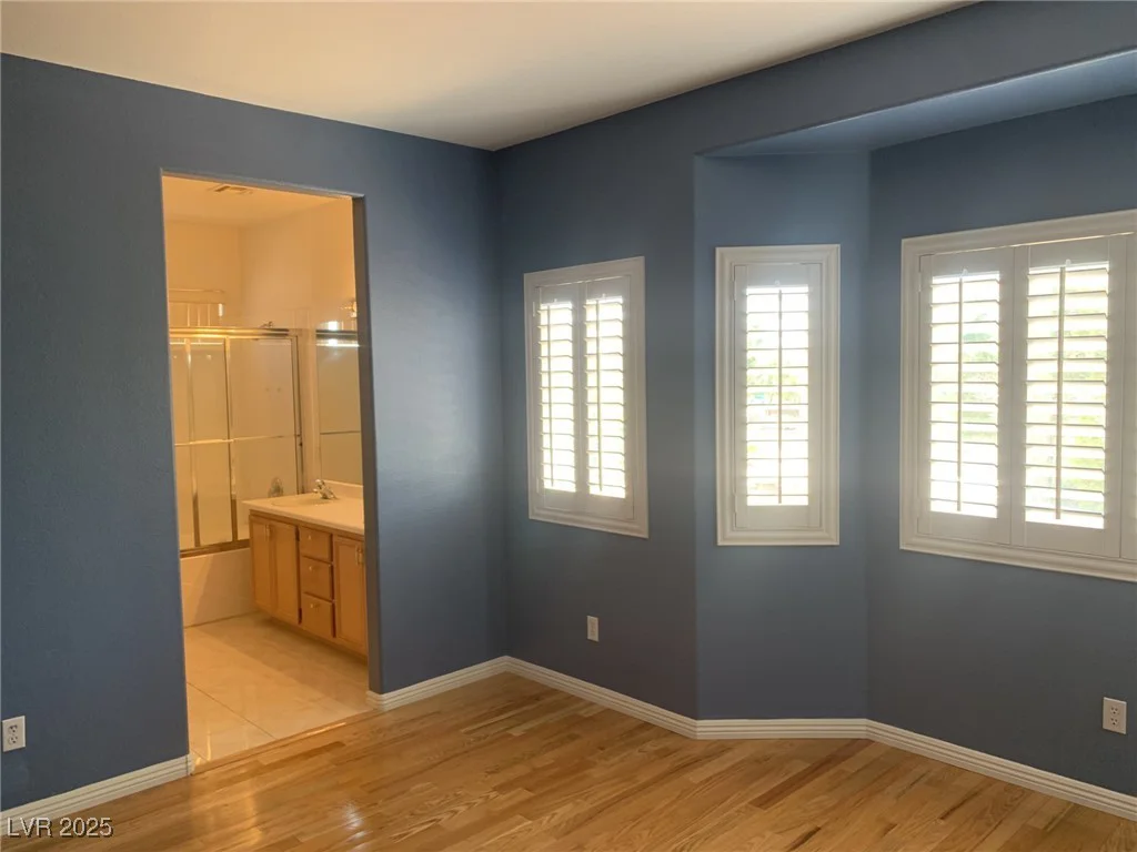 10357 Bent Willow, Las Vegas, NV 89129