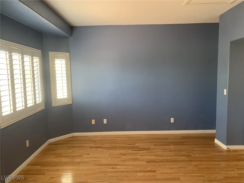 10357 Bent Willow, Las Vegas, NV 89129