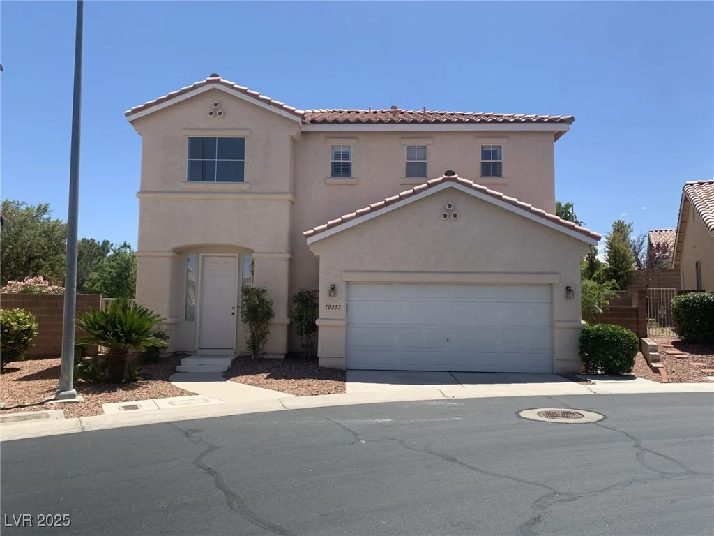 10357 Bent Willow, Las Vegas, NV 89129