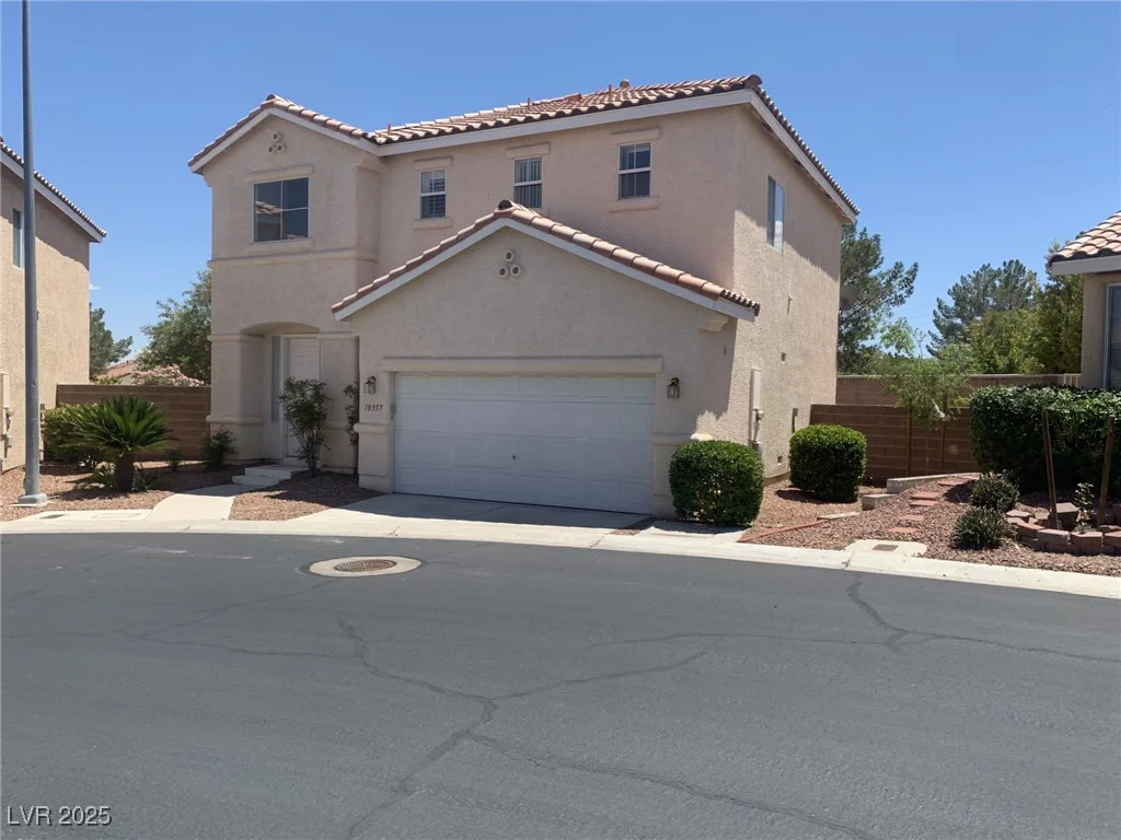 10357 Bent Willow, Las Vegas, NV 89129