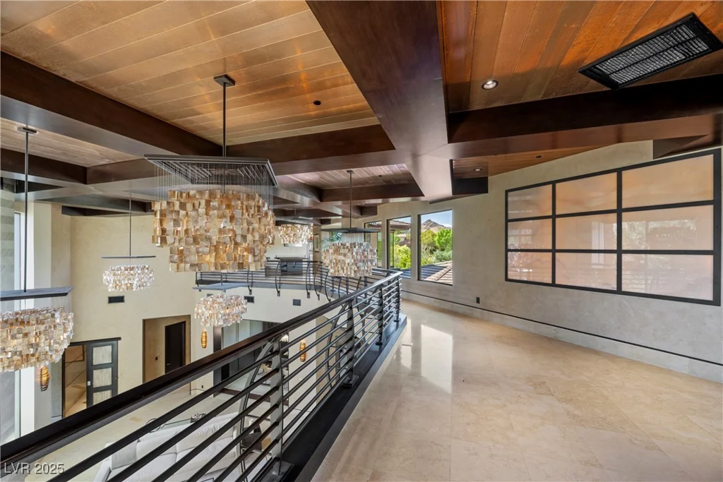 11 Golden Sunray, Las Vegas, NV 89135