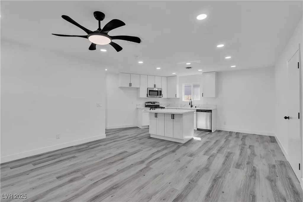 5580 Waltham, Las Vegas, NV 89122