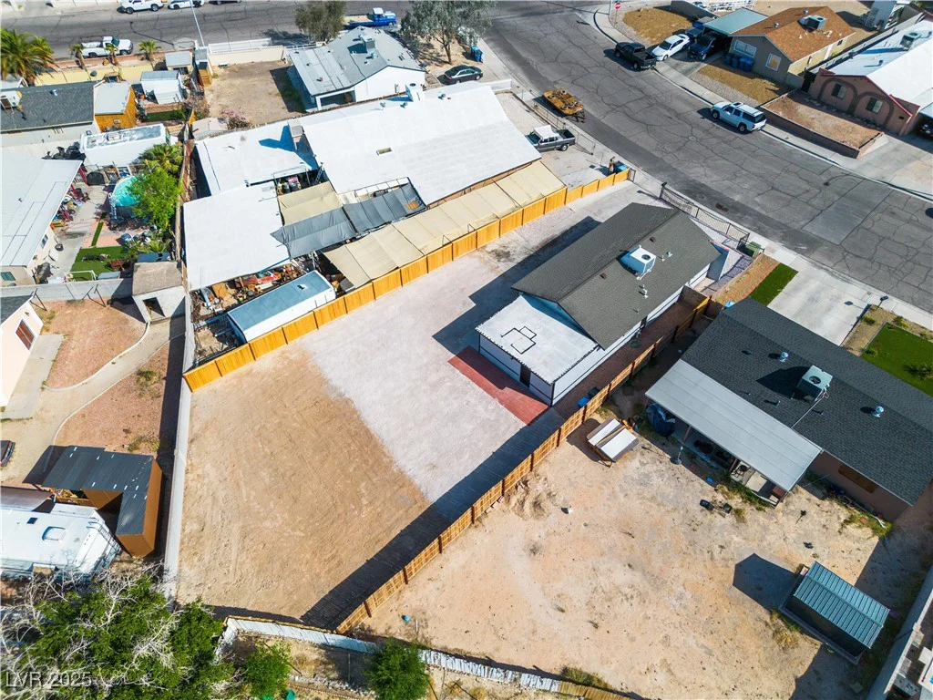 5580 Waltham, Las Vegas, NV 89122