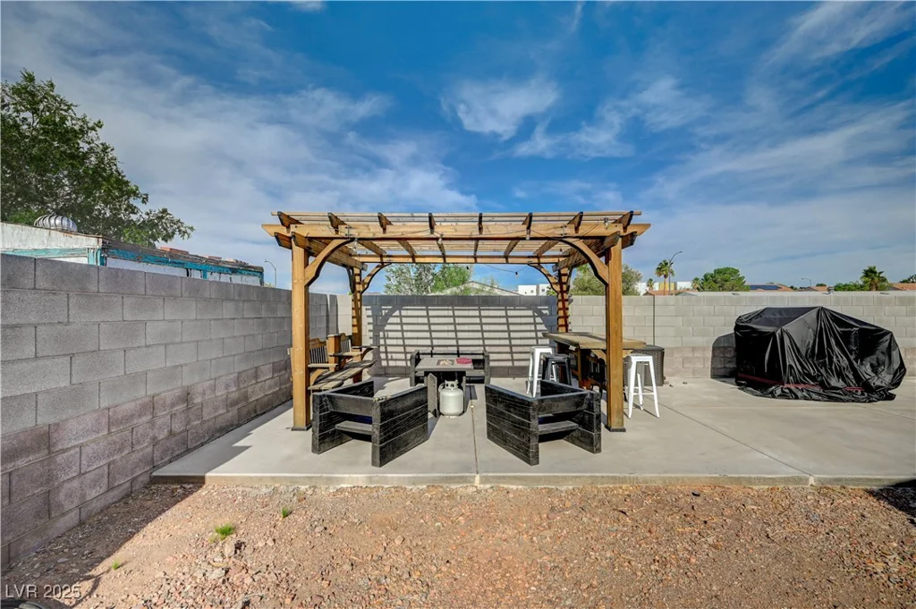 508 Topaz, Henderson, NV 89015