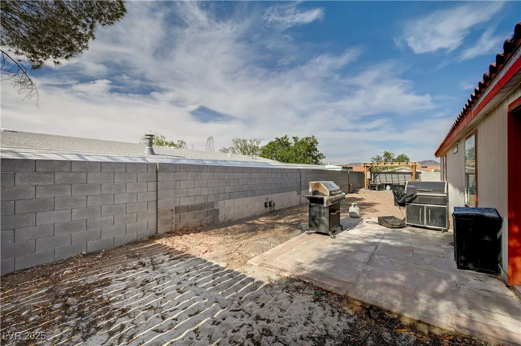 508 Topaz, Henderson, NV 89015