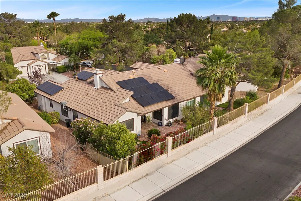 4909 Ocean Shores, Las Vegas, NV 89130