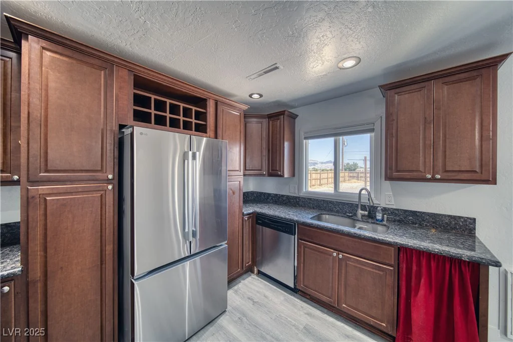 1190 Sierra Vista, Pahrump, NV 89060
