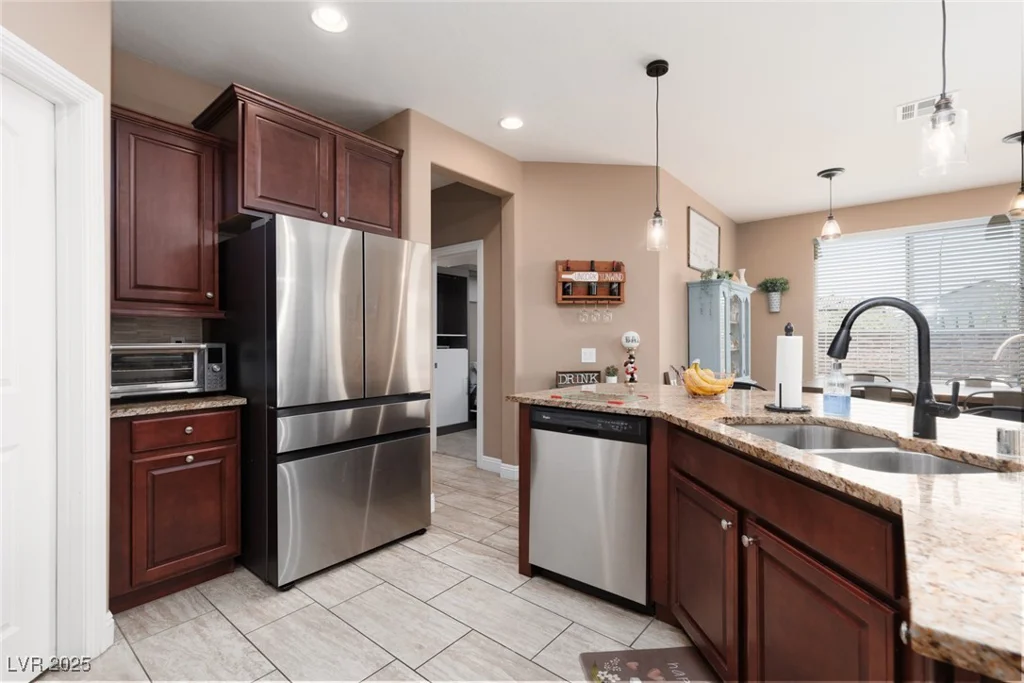 7630 Canyon Diablo, Las Vegas, NV 89179