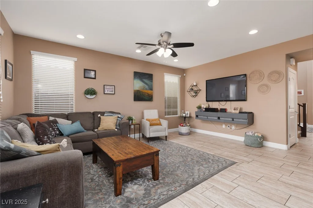 7630 Canyon Diablo, Las Vegas, NV 89179