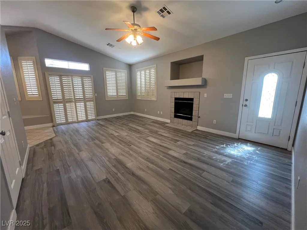 2694 Hillgrass, Las Vegas, NV 89123