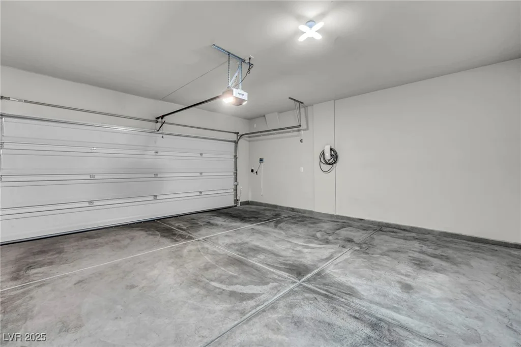 9876 Magnus, Las Vegas, NV 89178
