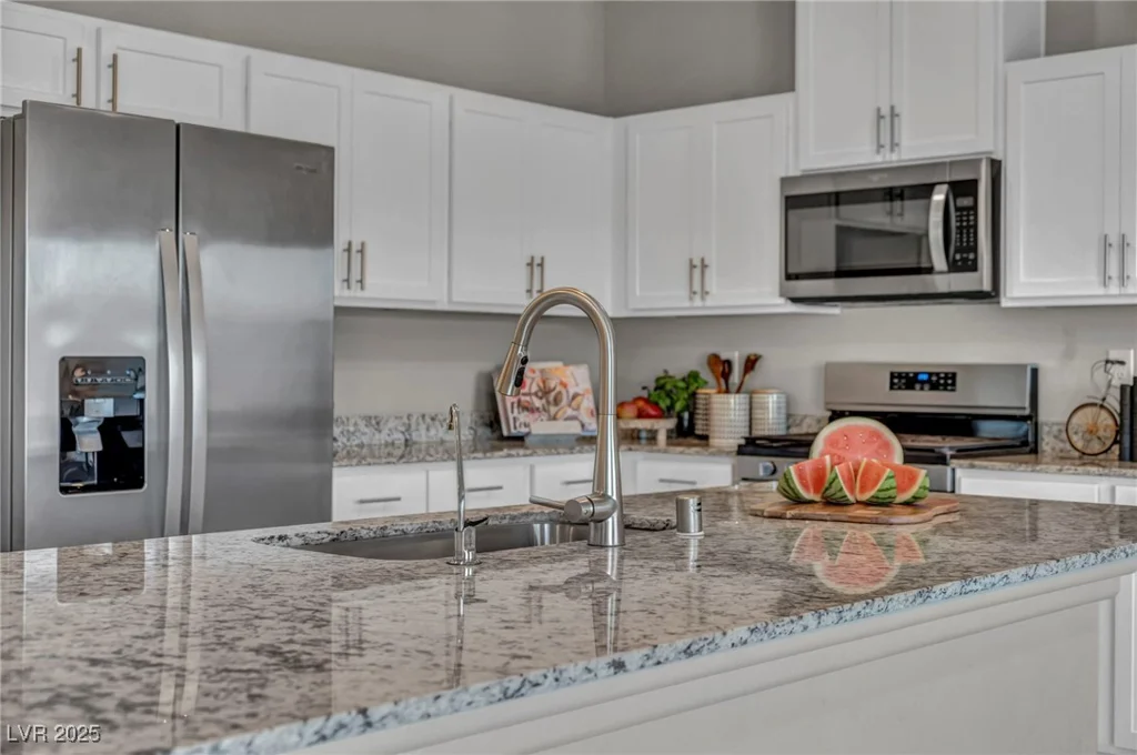 9876 Magnus, Las Vegas, NV 89178