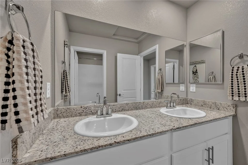 9876 Magnus, Las Vegas, NV 89178