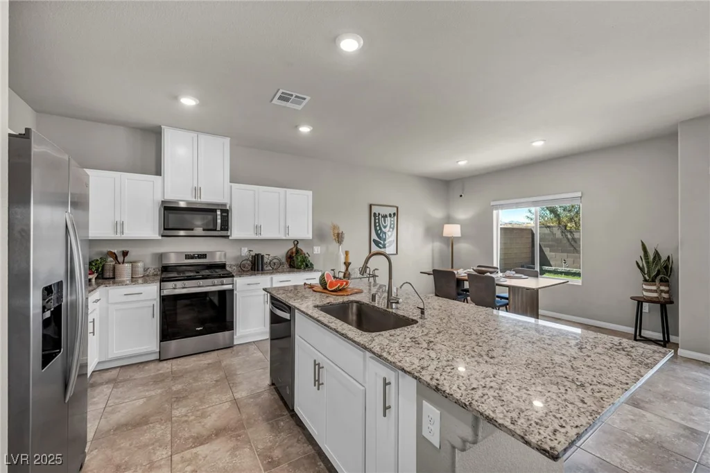 9876 Magnus, Las Vegas, NV 89178