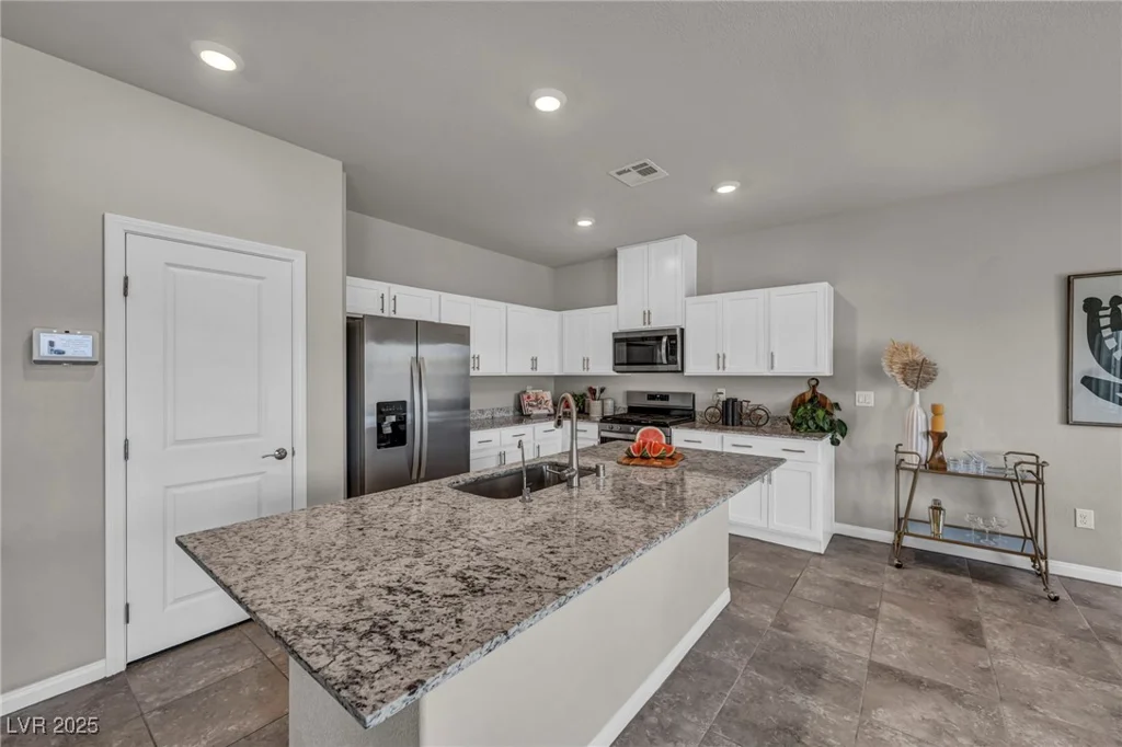 9876 Magnus, Las Vegas, NV 89178