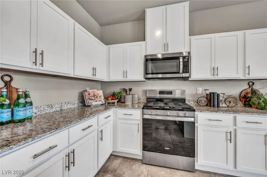 9876 Magnus, Las Vegas, NV 89178