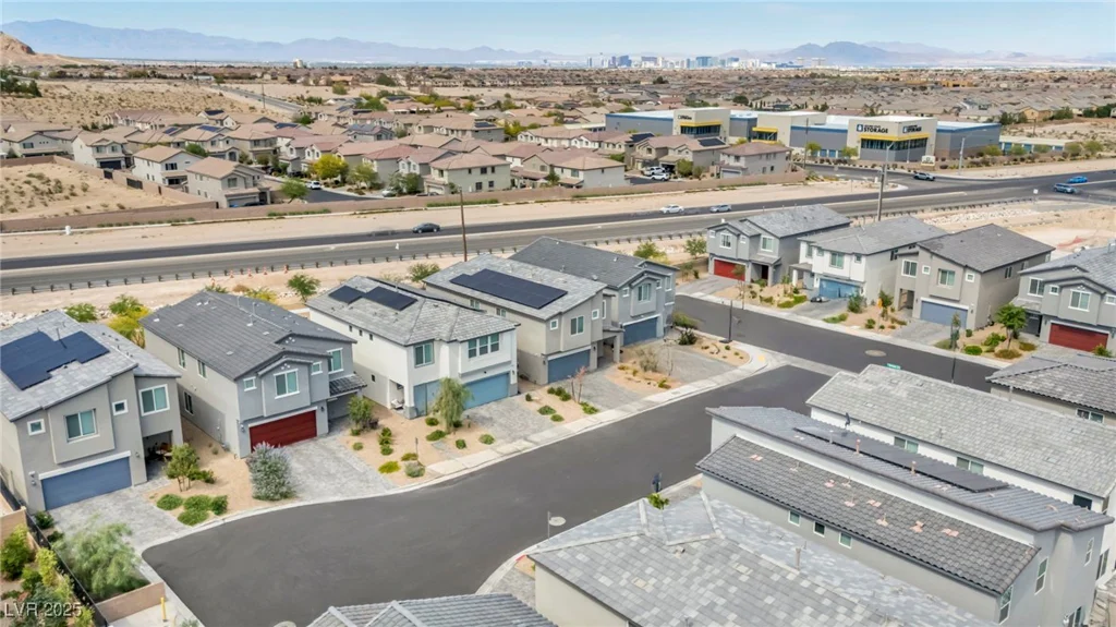 9876 Magnus, Las Vegas, NV 89178