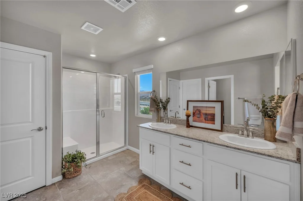 9876 Magnus, Las Vegas, NV 89178