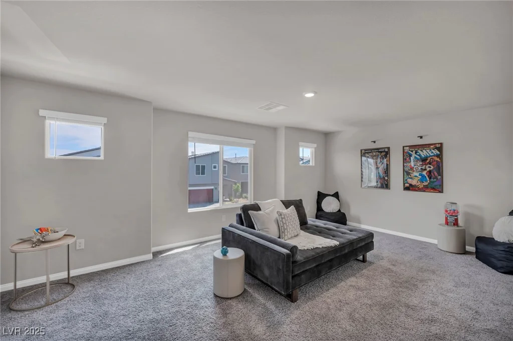 9876 Magnus, Las Vegas, NV 89178