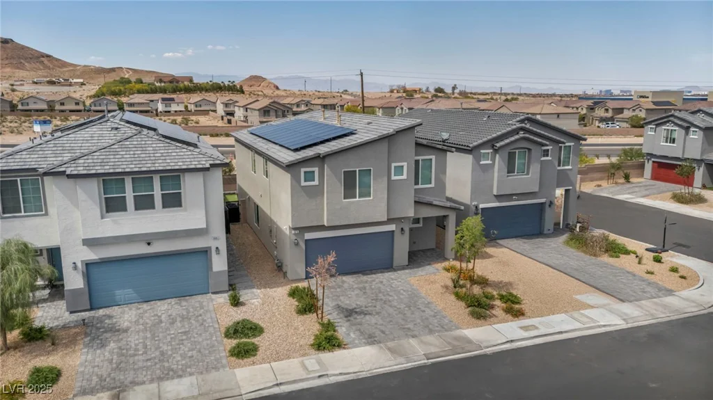 9876 Magnus, Las Vegas, NV 89178