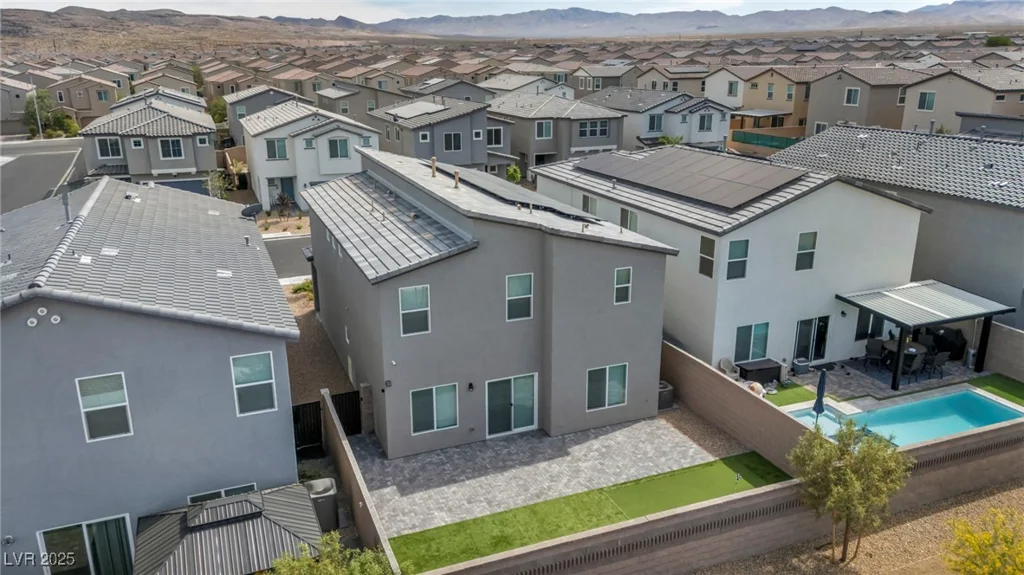 9876 Magnus, Las Vegas, NV 89178