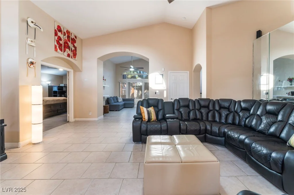 5350 Sharon Marie, Las Vegas, NV 89118