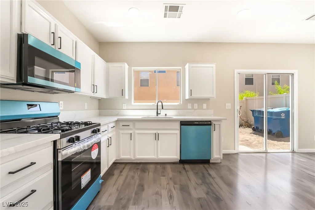 6260 Castle Kennedy, Henderson, NV 89011