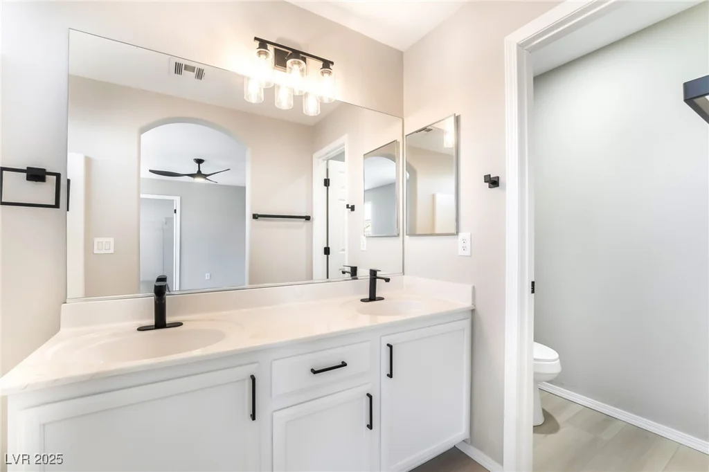 6260 Castle Kennedy, Henderson, NV 89011