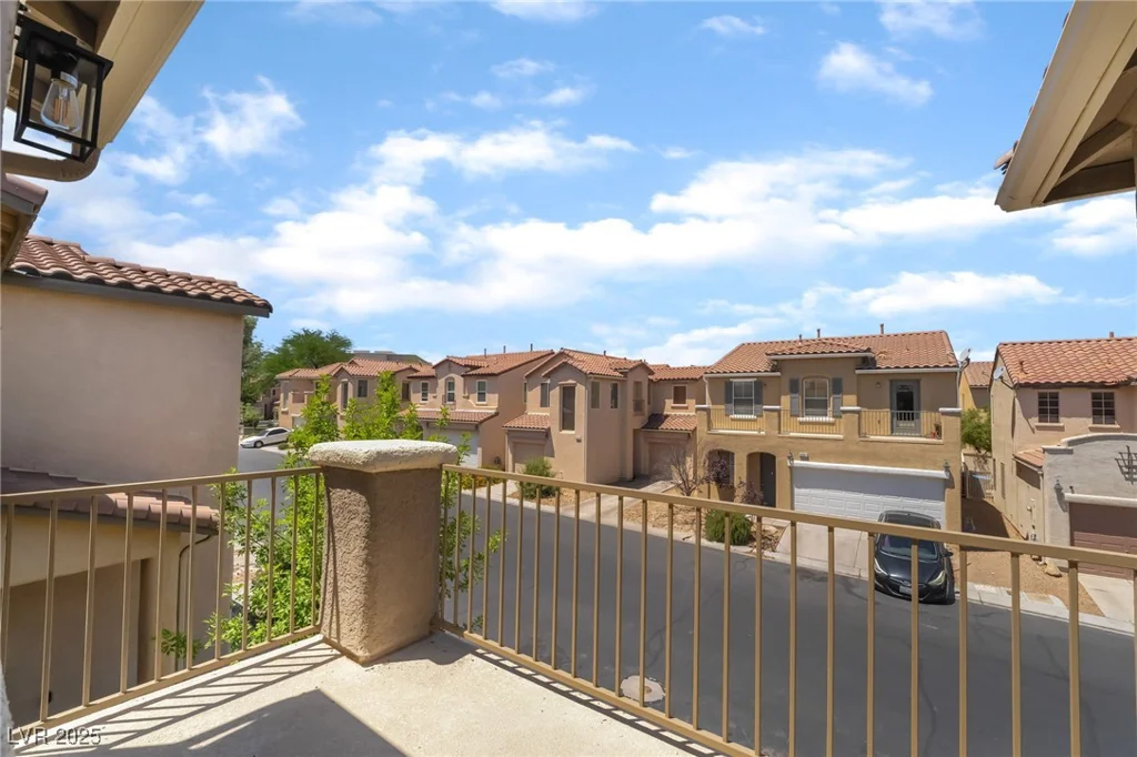 6260 Castle Kennedy, Henderson, NV 89011